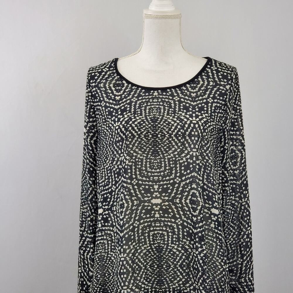 Eyelash Black White Print Blouse